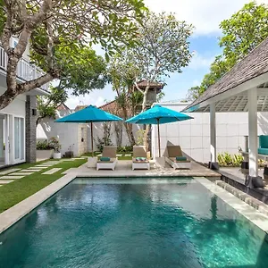 villa-alun.hotelsseminyak.net/